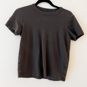 NWOT Uniqlo Two Packs of Uniqlo T Shirt